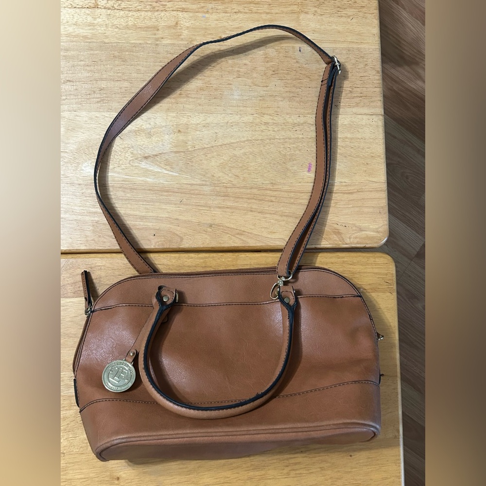 London Fog Tan Leather Shoulder Bag